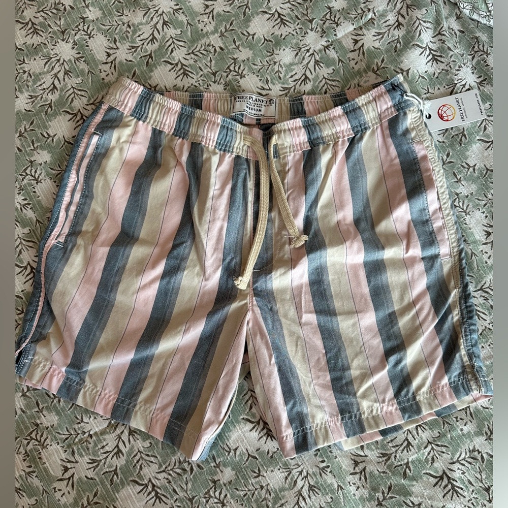 Men’s Free Planet Shorts